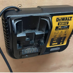 Viper Dewalt DCB112 Charger Wall Mount